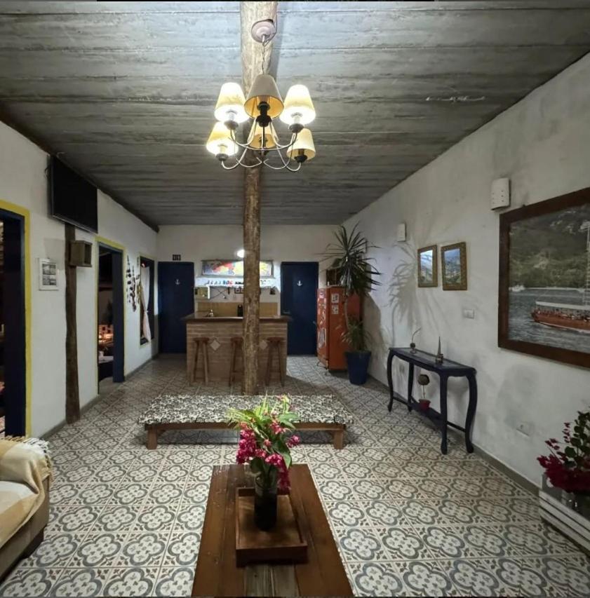 Vilarejo Praia Do Pereque Suites Ильябела Экстерьер фото